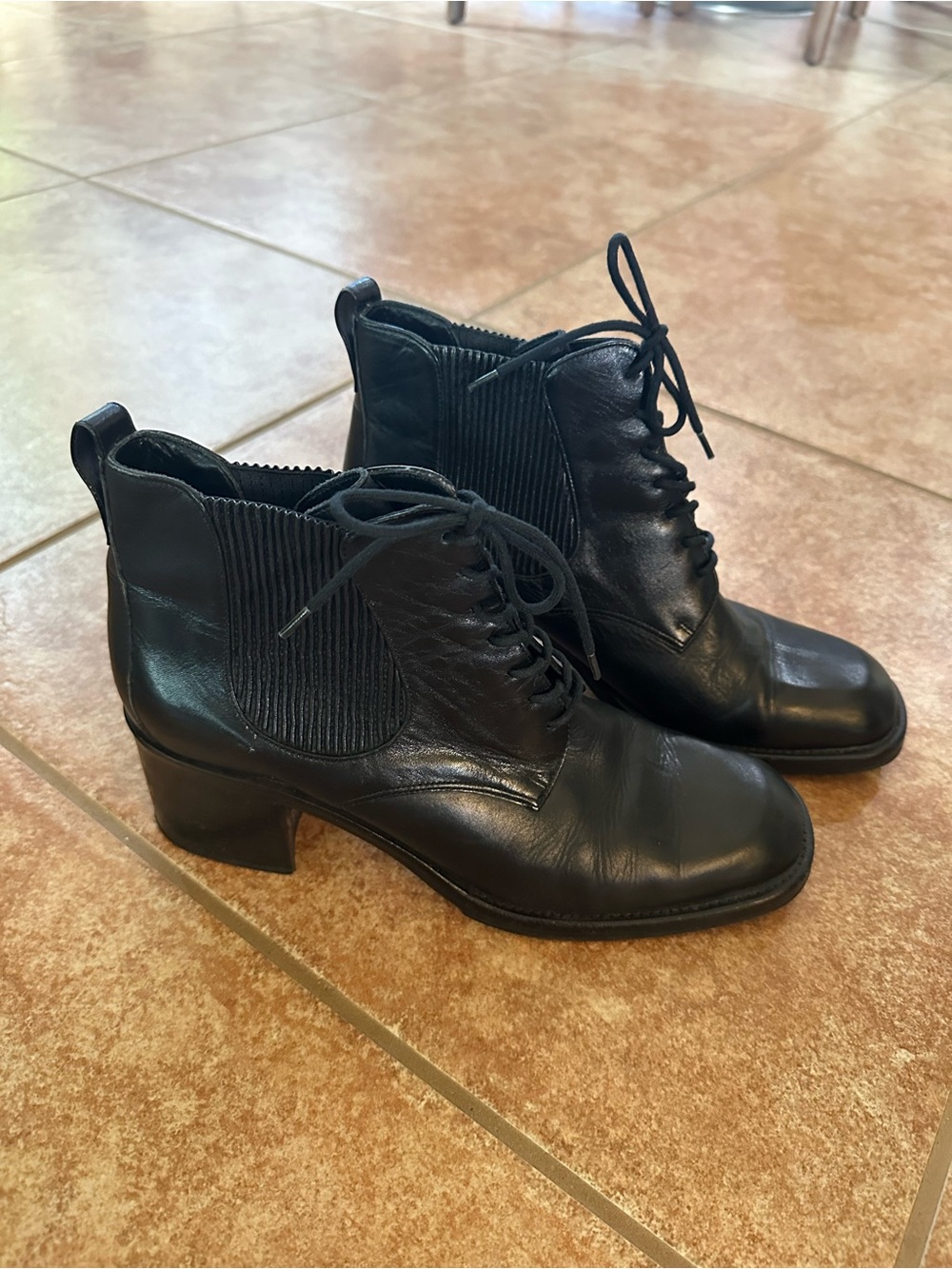 Women's Cole Haan Black Lace-Up Ankle Booties with Block Heel Size 10